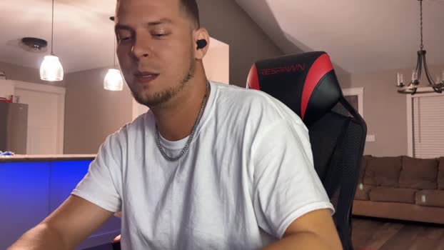 kylekyled  30-08-2023 video beauty