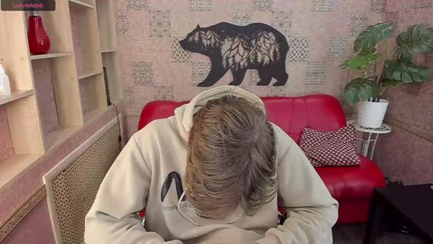 maximcute  06-09-2023 video lovense