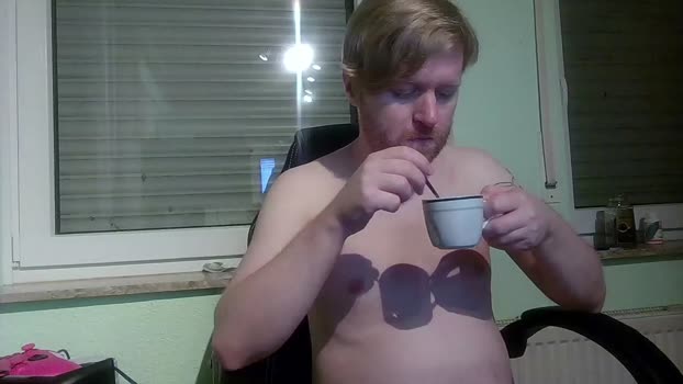 24cmpenis  08-09-2023 video lick