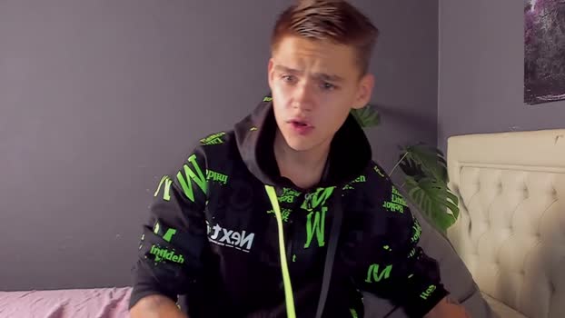 aristarkh_  08-09-2023 video kissing