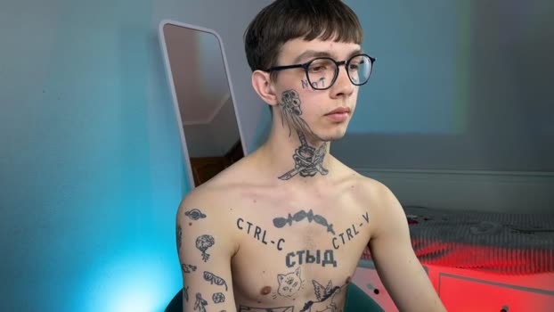 eric_drane  08-09-2023 video kissing