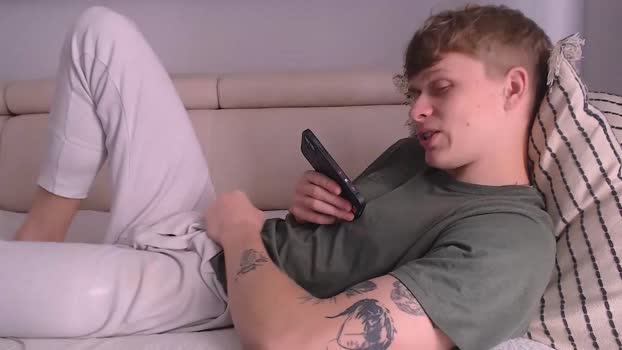 colinn_xox  11-09-2023 video toys