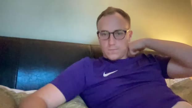 holbyhot1992  12-09-2023 video striptease