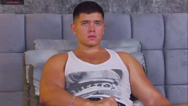 arilass  15-09-2023 video striptease