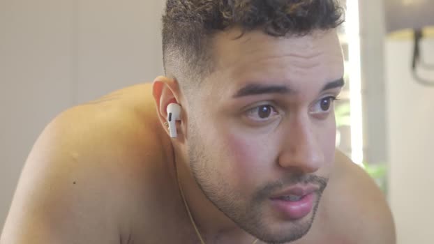 izaak_lover  15-09-2023 video sexymale