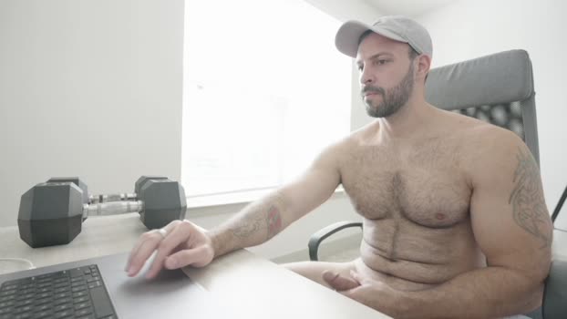 brucestryker  20-09-2023 video Pretty