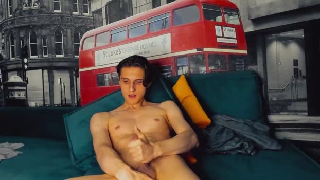 theo_huyovo  21-09-2023 video bj-dildo