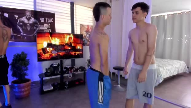 badguyss_bisex  26-09-2023 video sexyfeet