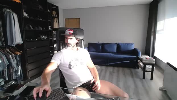 latino23bom  25-09-2023 video handsome