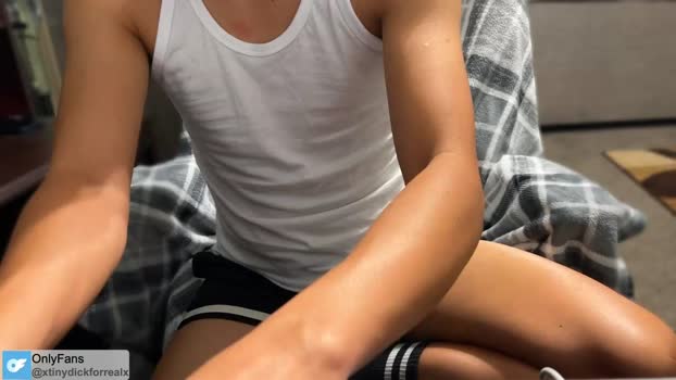 tinydickforreal  03-10-2023 video fuckhard