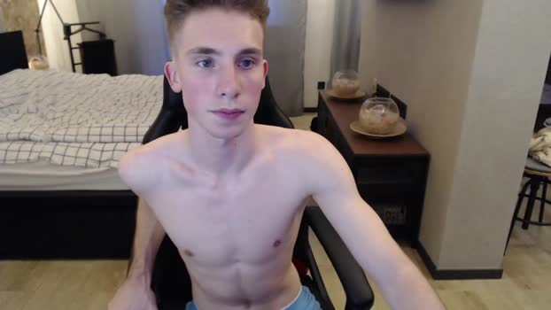 cute_brian  04-10-2023 video sexymale