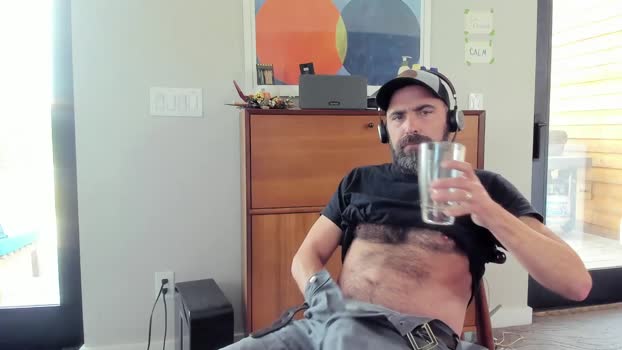 hardworkertn  04-10-2023 video legs