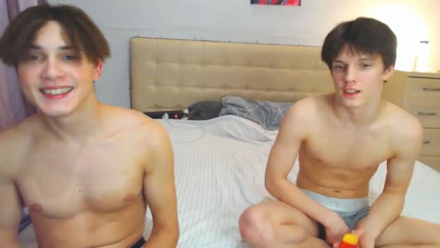 high_of_guys  08-10-2023 video horny