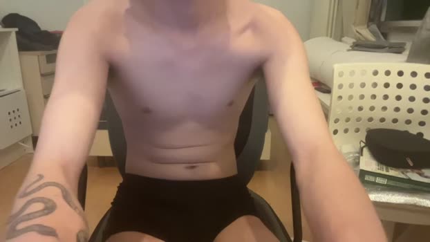 lensreview03  09-10-2023 video kiss