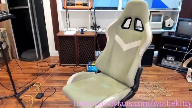 wolfiekitty  08-10-2023 video bigass