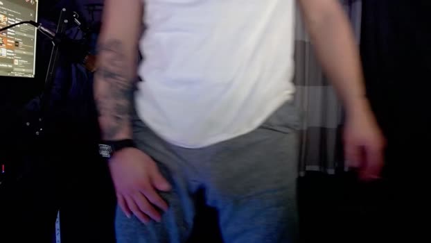 daddy40217  13-10-2023 video sexyfeet