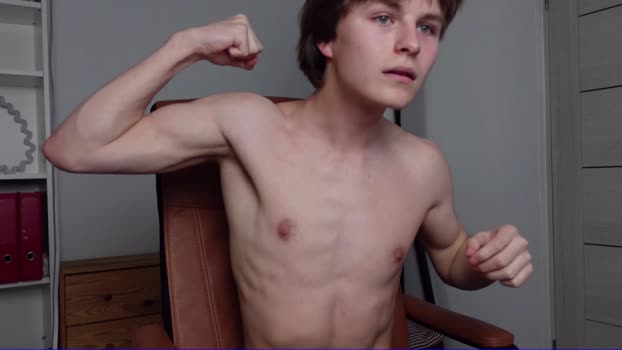 eric_poston  13-10-2023 video sexyfeet