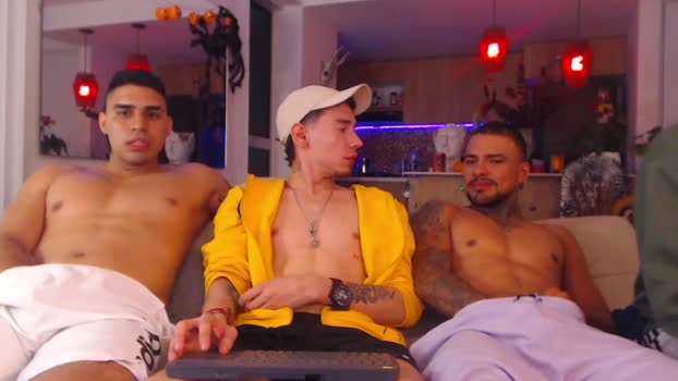 fratguysonline  14-10-2023 video harddick