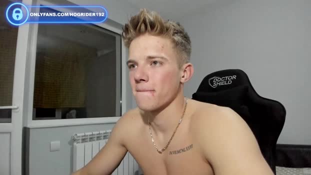 hogrider192  19-10-2023 video kissing