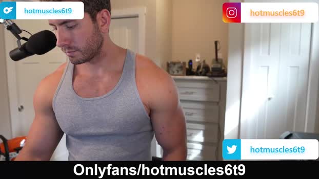 hotmuscles6t9  23-10-2023 video sexyfeet