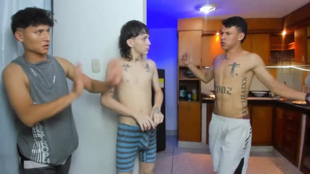 boysdeluxemilitary  25-10-2023 video kink