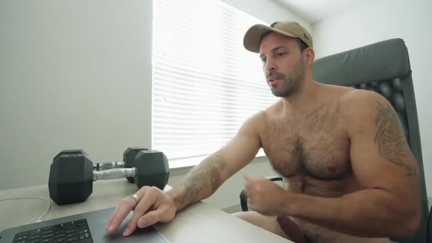 brucestryker  26-10-2023 video sexymale