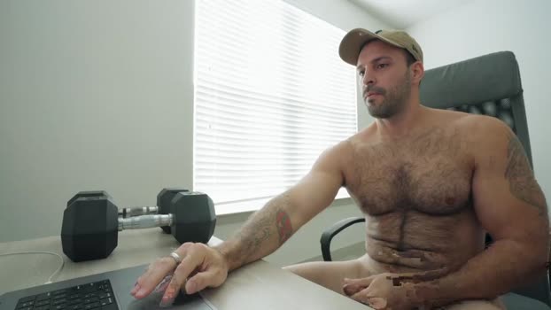 brucestryker  26-10-2023 video moan