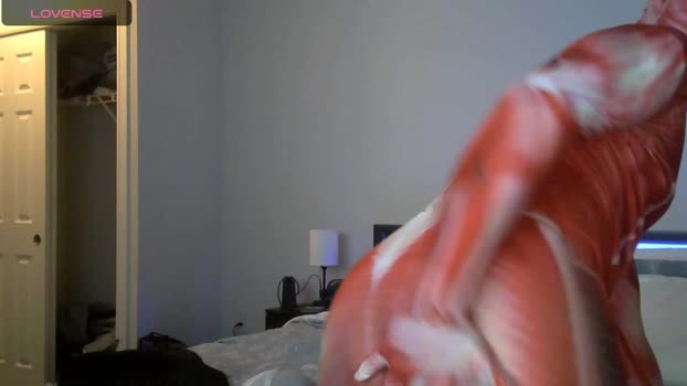 biggin10inch  01-11-2023 video kiss