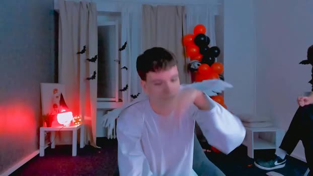 calvin_simmons  01-11-2023 video handsome