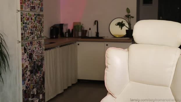 boyfromanothercity  03-11-2023 video Show