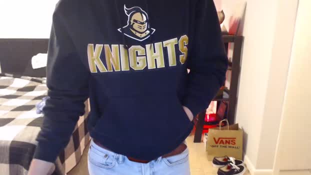 kinky_eric  05-11-2023 video show