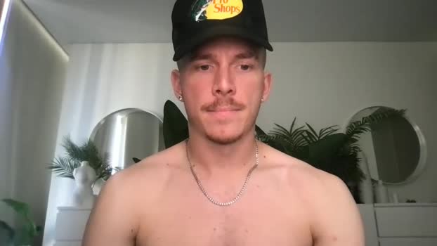 travistops  06-11-2023 video legs