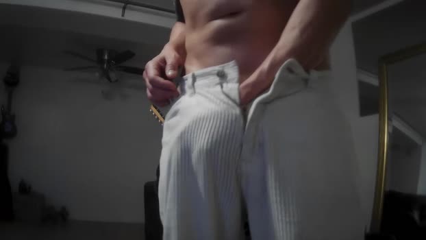 thick_white_hype  09-11-2023 video suckshow