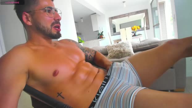 hanzel0515  14-11-2023 video skinny