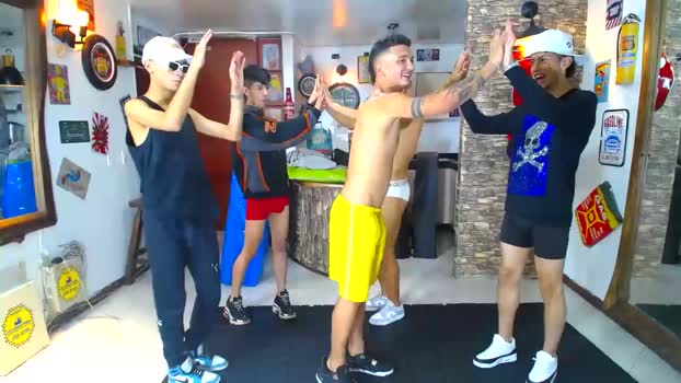 howenx  16-11-2023 video sexymale