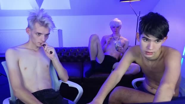 boys054  17-11-2023 video strip