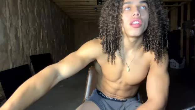 itsmaddmax  18-11-2023 video fingers