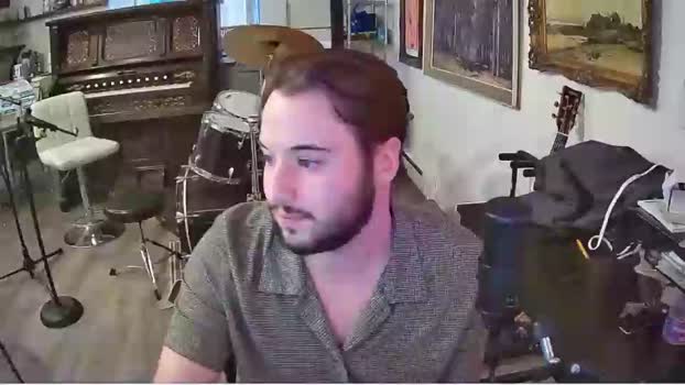 smallfeatures  18-11-2023 video spanking