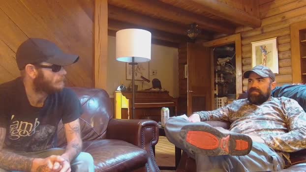 hardworkertn  25-11-2023 video legs