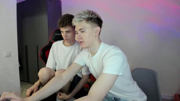 _nikel  27-11-2023 video kissing