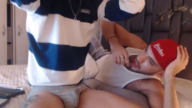 fratguysonline 31-12-2023 video jerkoff