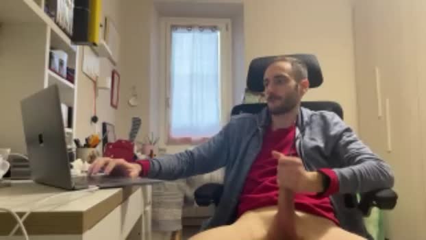 eurovirgil225 05-01-2024 video kiss