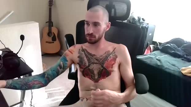 lankynlong 05-01-2024 video striptease