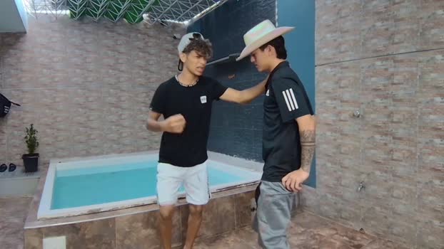 badguyss_bisex 10-01-2024 video spanking