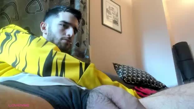 themmistokles 13-01-2024 video kissing