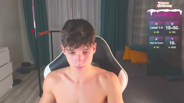 james_friends 14-01-2024 video kissing