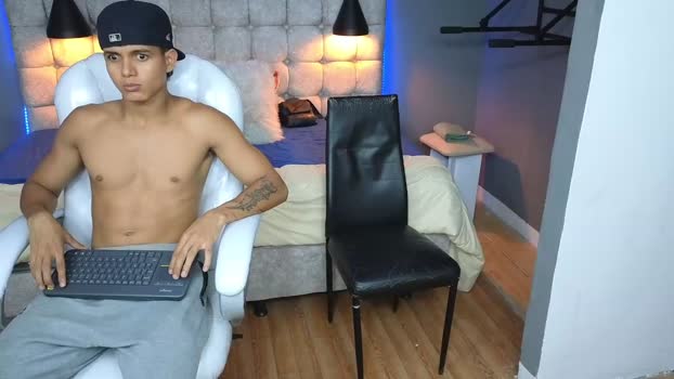 paradise_boy_s 21-01-2024 video sexymale