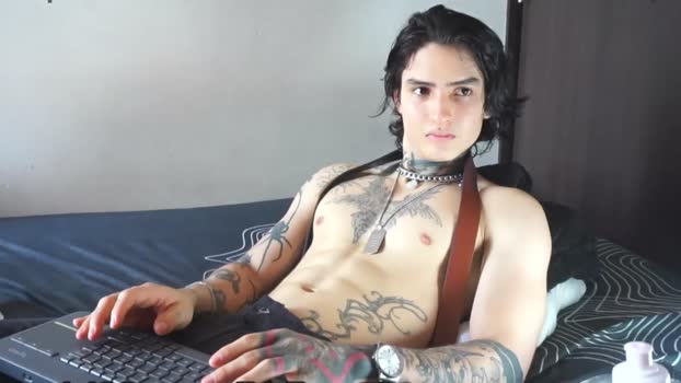 dantecoppolaa 31-01-2024 video kiss