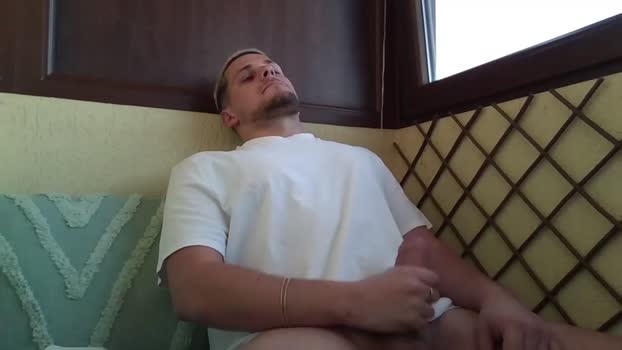 roberto_twink1 06-02-2024 video fuckher