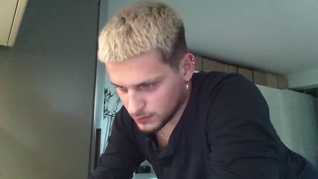 roberto_twink1 14-02-2024 video beautiful